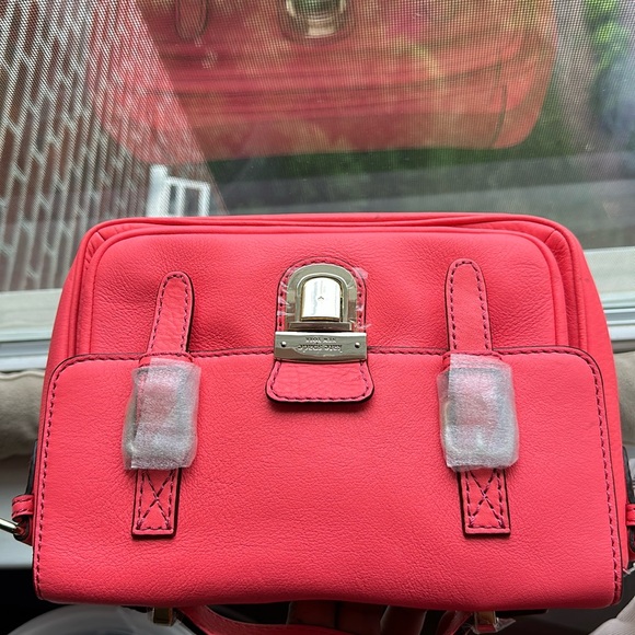 New- Lola Avenue “Lia” Kate Spade bright color Satchel with Gold-Tone Accents - Picture 3 of 17